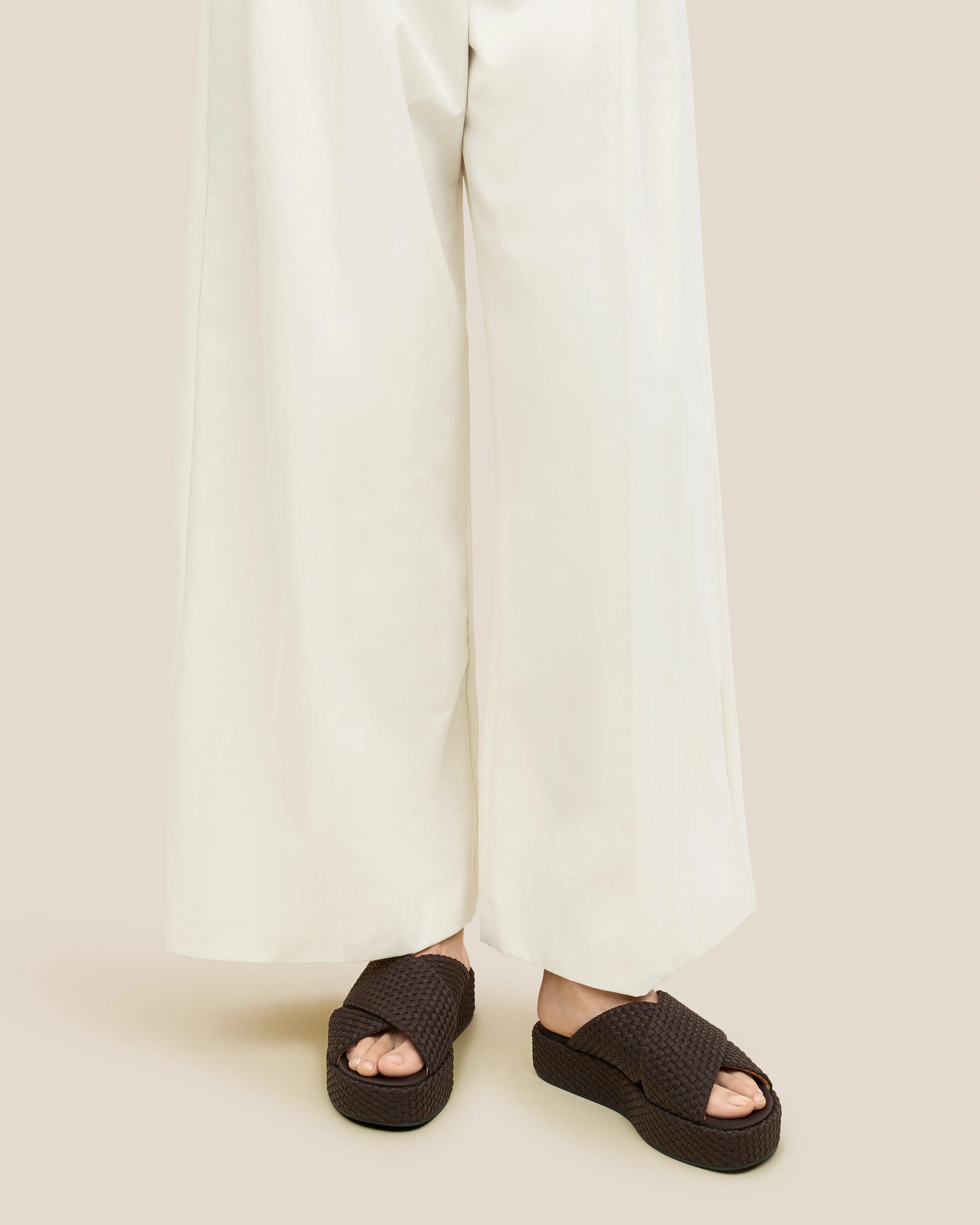 Laguna Platform | Chocolate - Image 5