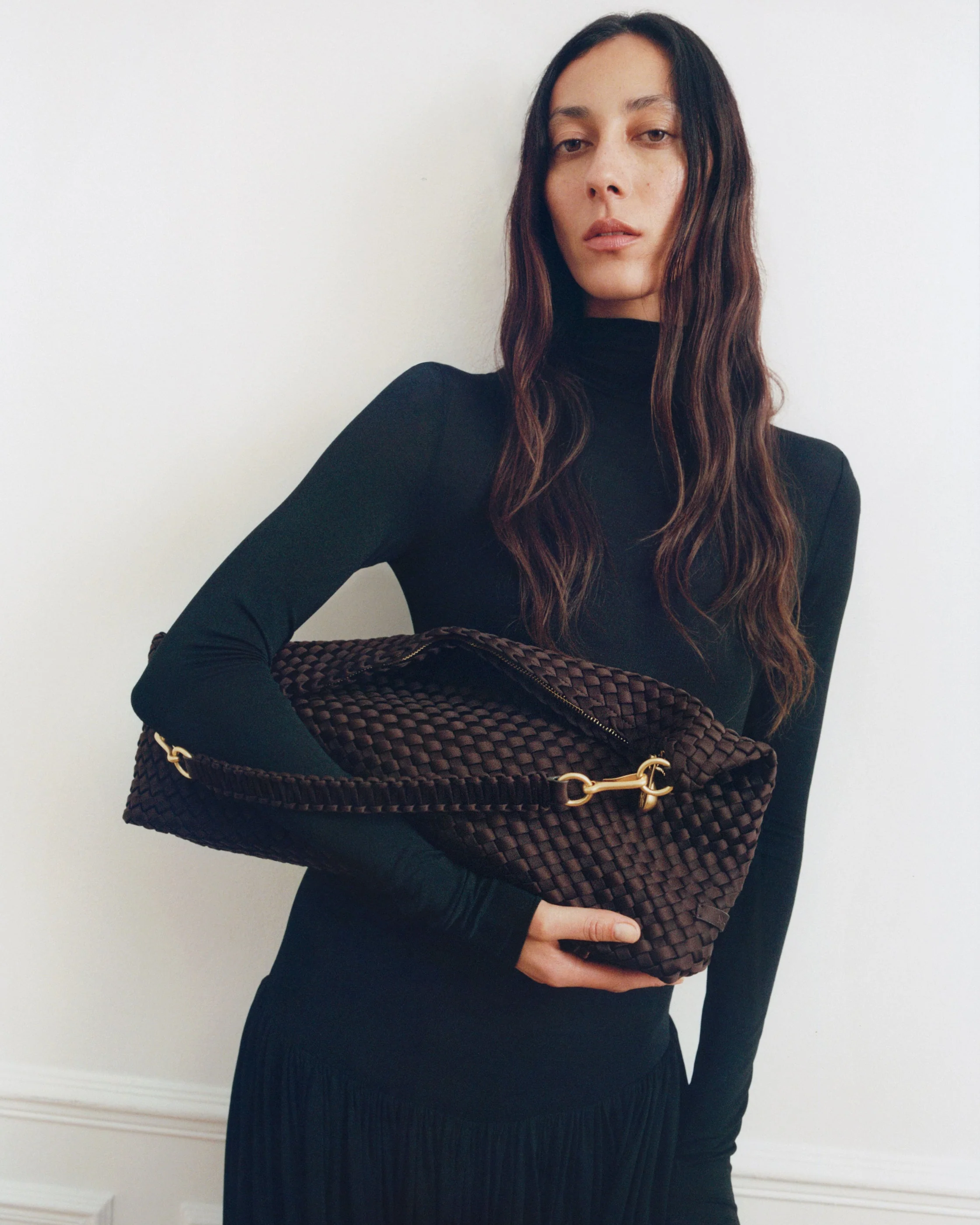 Porto Medium Half-Moon Bag | Chocolate - Image 4