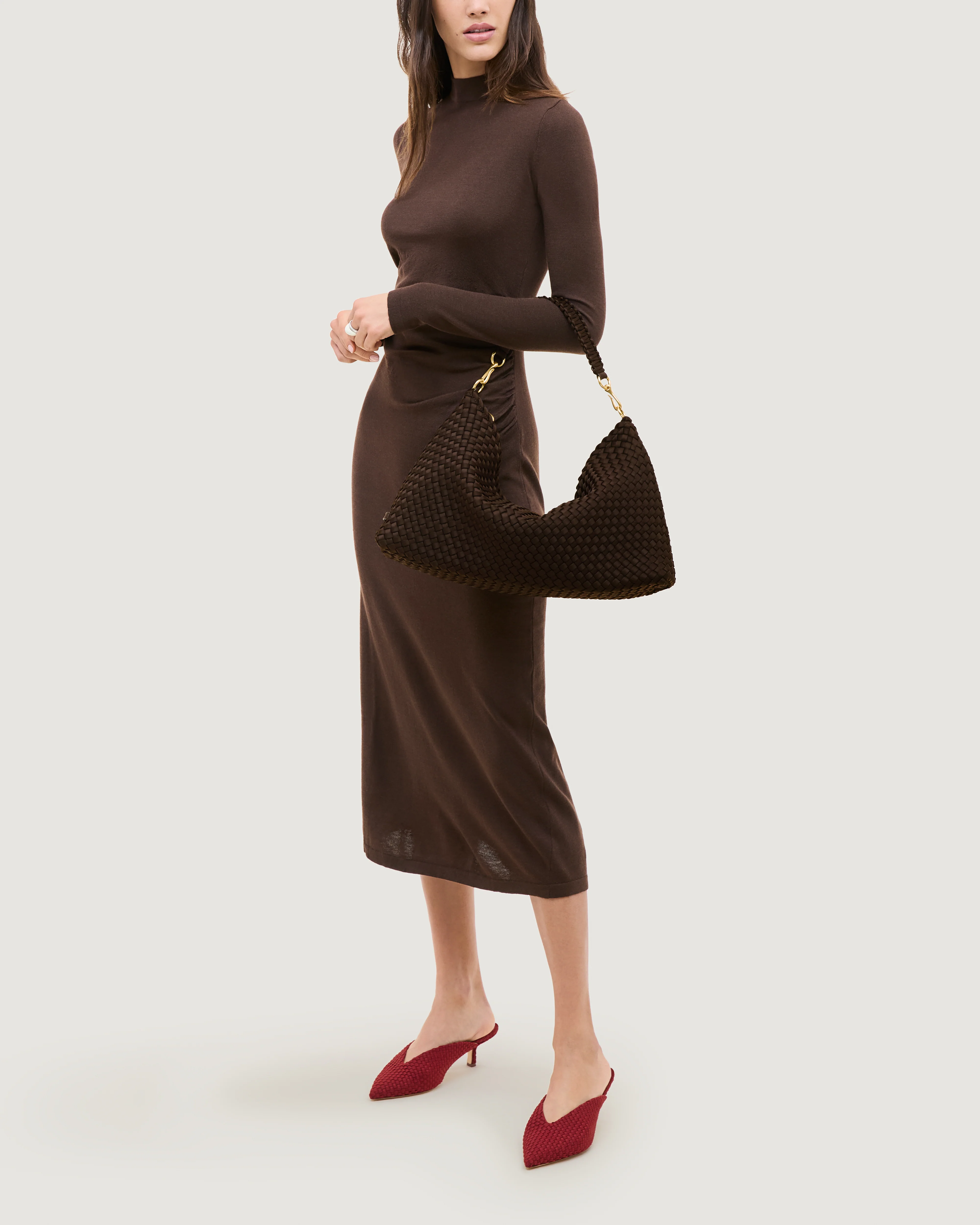 Porto Medium Half-Moon Bag | Chocolate - Image 6