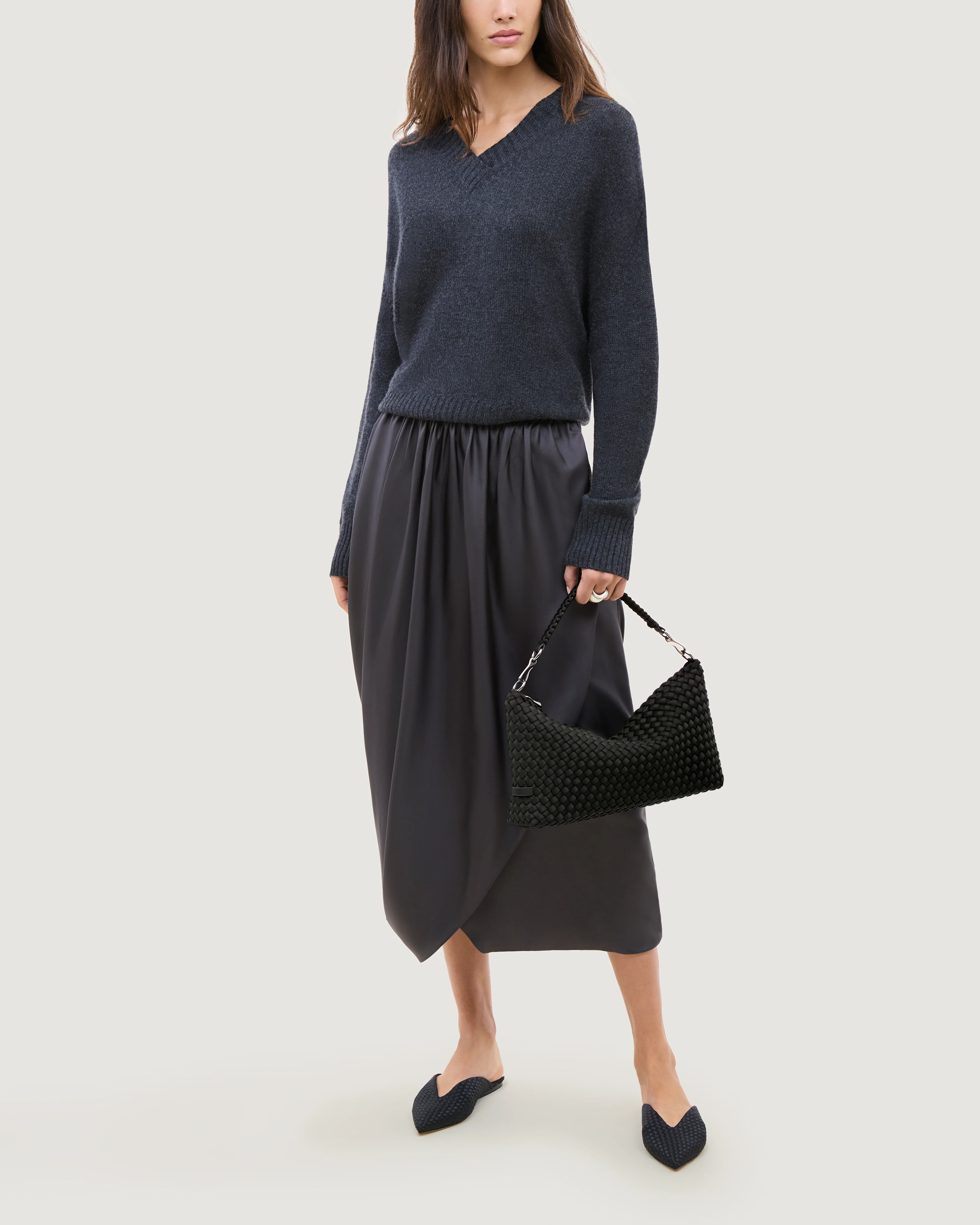 Porto Small Half-Moon Bag | Onyx - Image 6